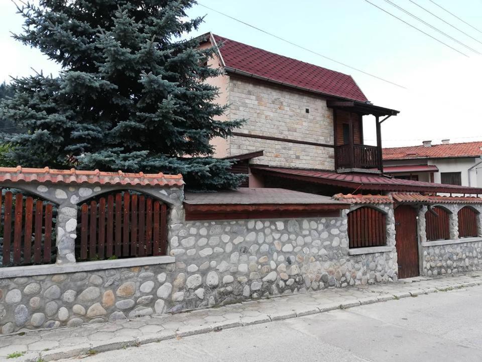 Guest House Diva Reka Beli Iskăr Exterior foto